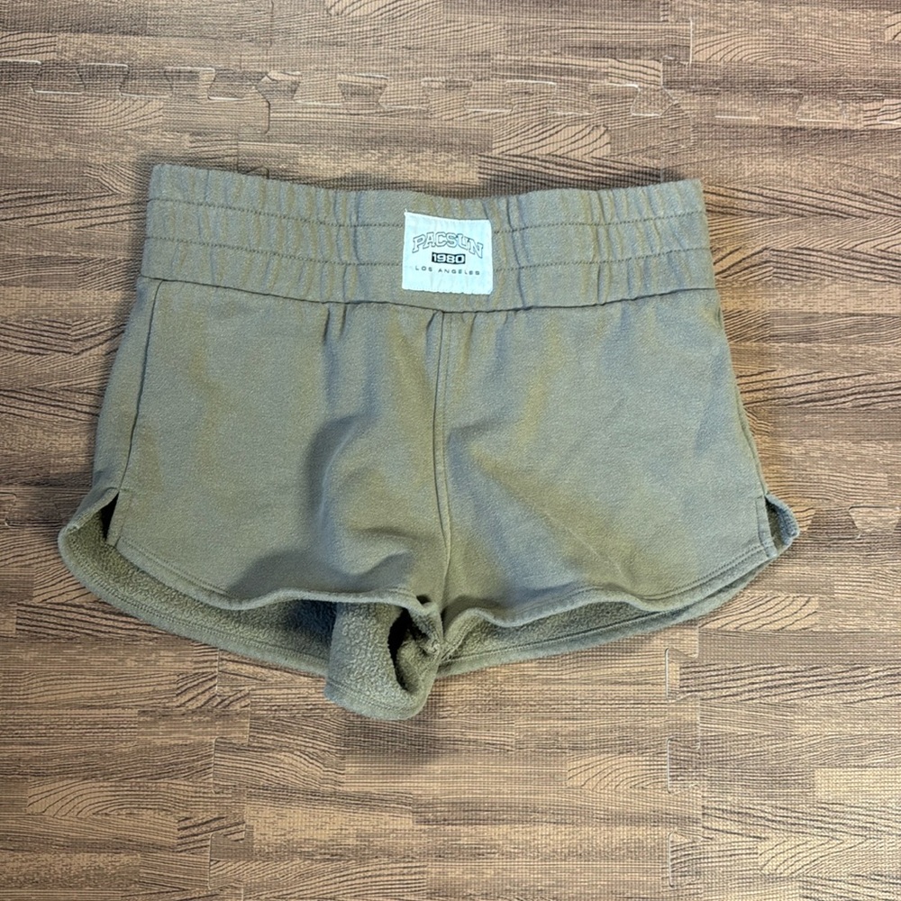PACSUN SMALL BROWN COMFY SHORTS